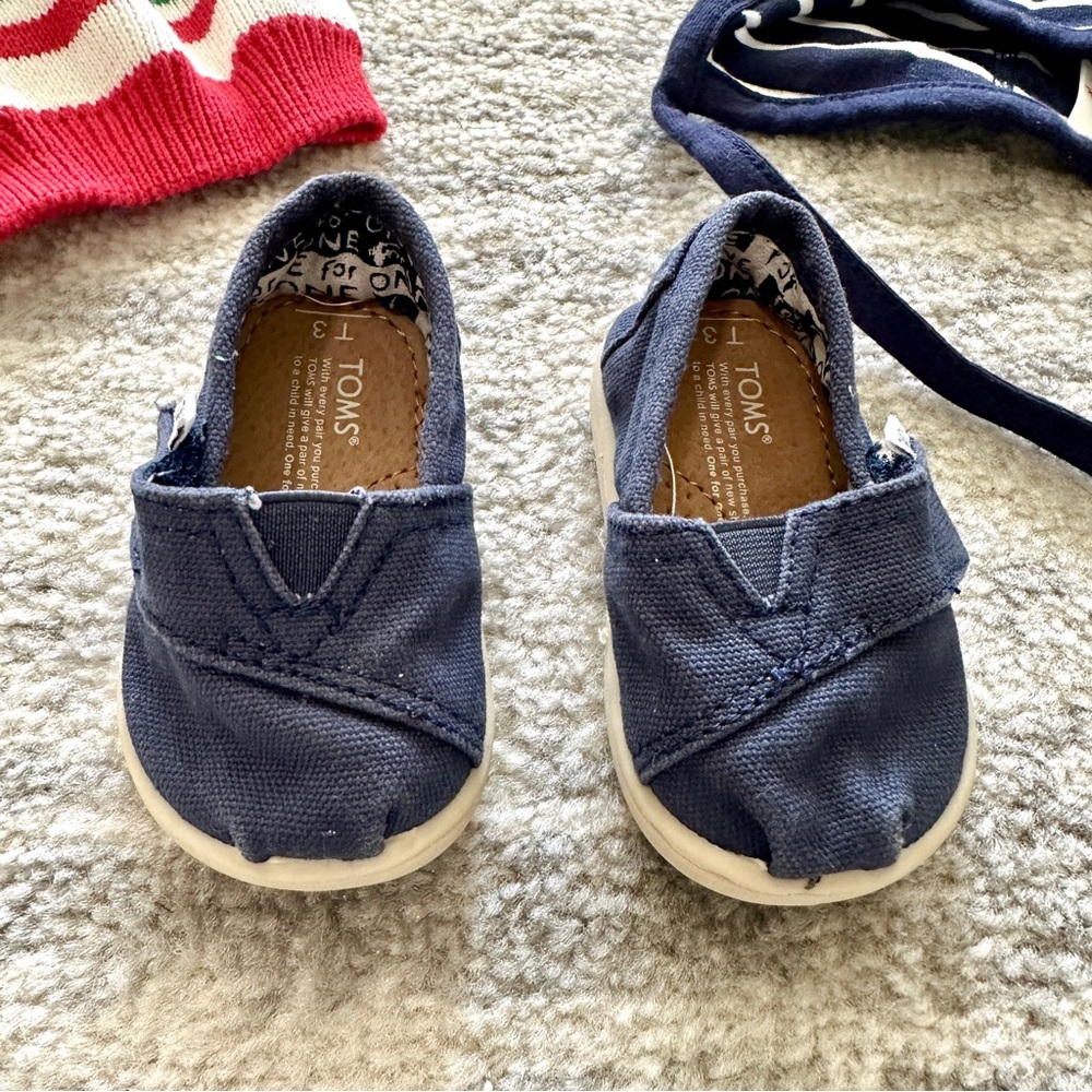 KIDS: toms baby shoes